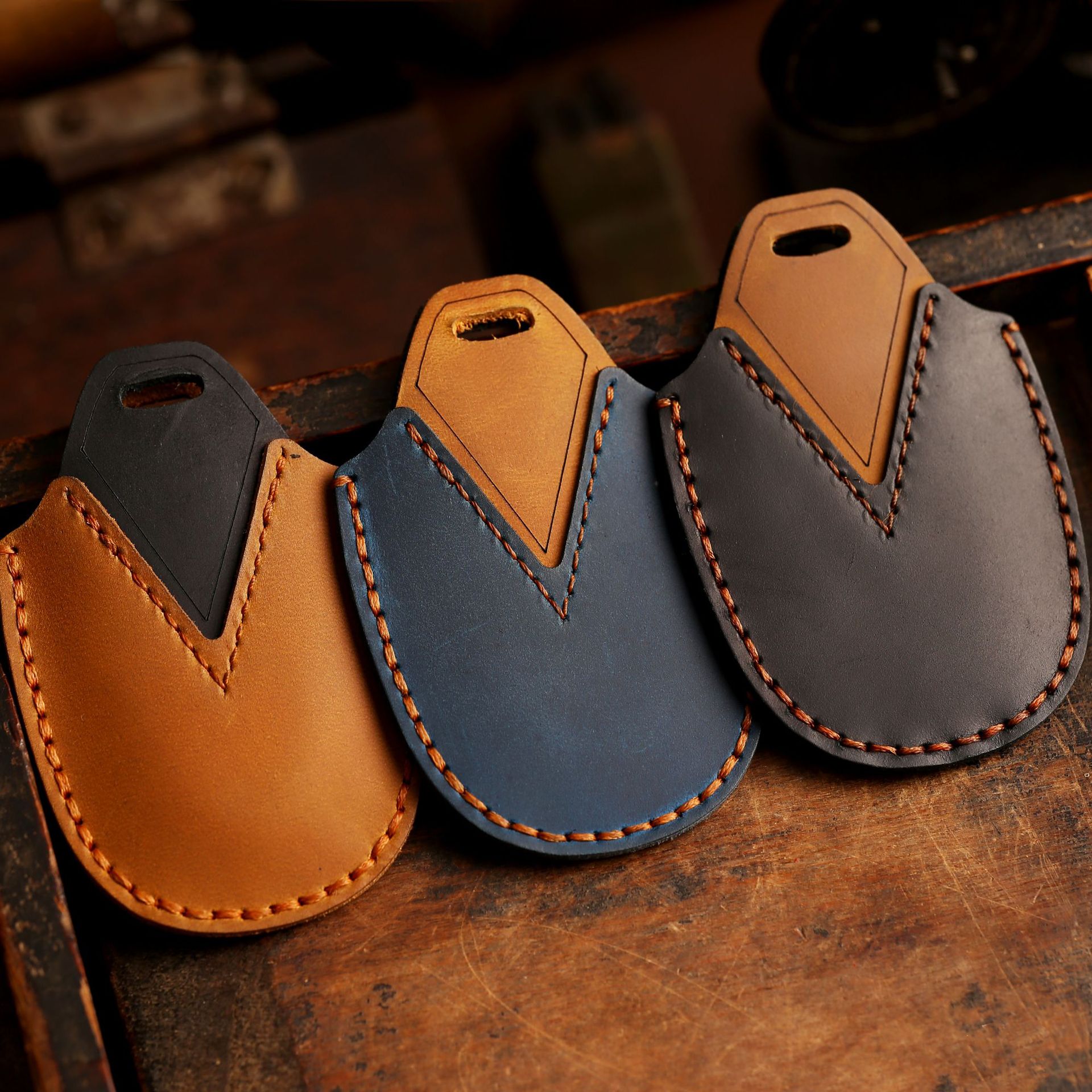 3 Bottons Leather Car Key Case - Car Accessories Ertiga recension och pris